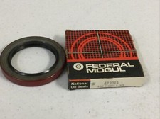NEW, NATIONAL FEDERAL MOGUL 472015 OIL SEALS 2.125x3.000x.375, FREE SHIPPING