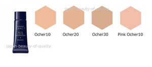 white liquid foundation