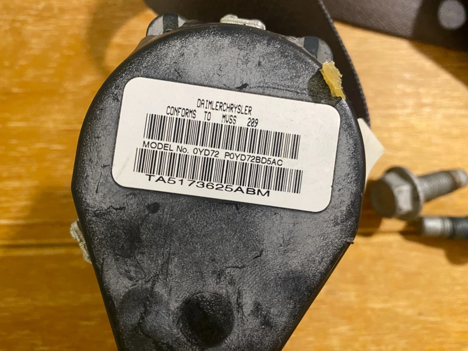 Dodge Caliber Rear Passenger Seatbelt with Hardware - Image 4 of 4