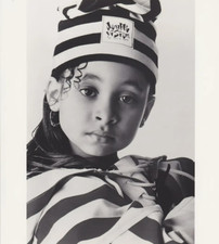 BEAUTIFUL Raven-Symon&eacute; 8X10 Photo