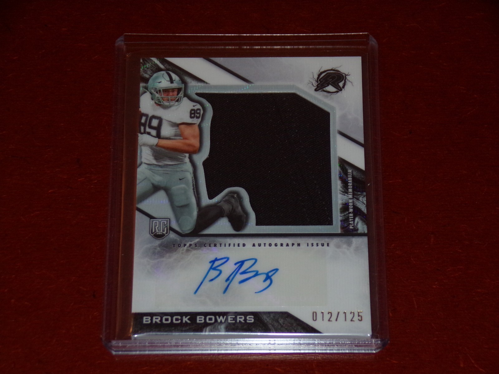 2024 Topps Resurgence Rookie Patch Auto White Surge RC 012/125 Brock Bowers