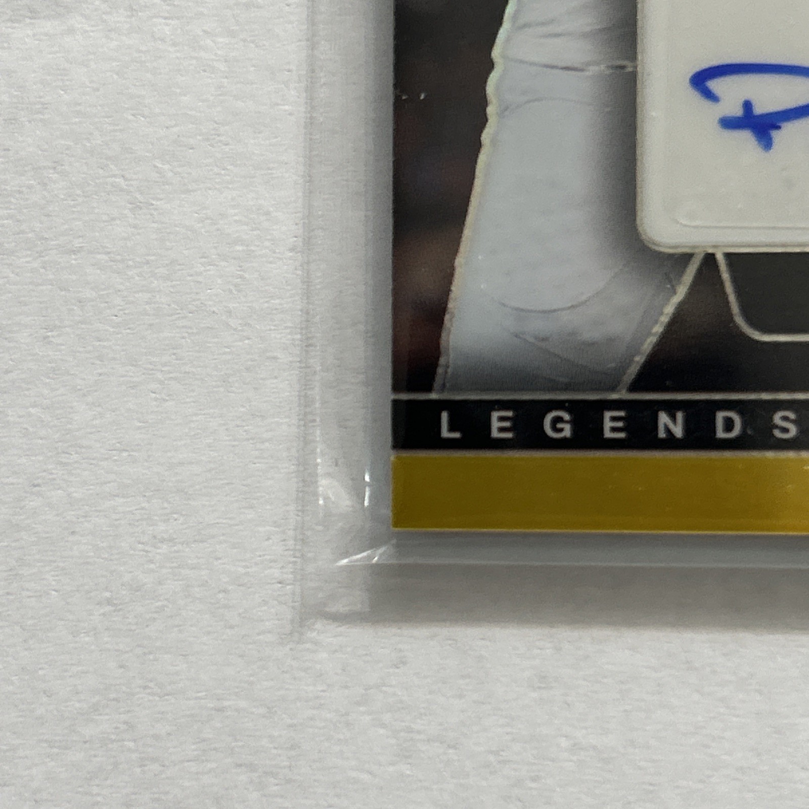 2025 Panini Prizm Draft Picks Patrick Mahomes II  Gold 3 color Patch Auto 09/10 view 5