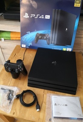 Playstation 4 Pro 1TB (CUH7216B) mit Spielen