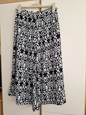 Ladies Summer Trousers Size Large