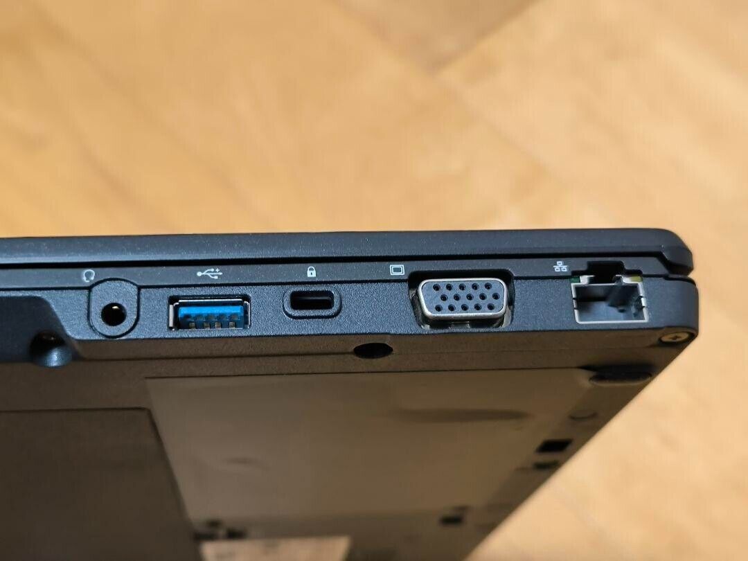 FUJITSU LIFEBOOK U7311 Intel Core i5 1135G7 SSD 256GB Memory FUJITSU LIFEBOOK U7311 Intel Core i5 1135G7 SSD 256GB Memory
