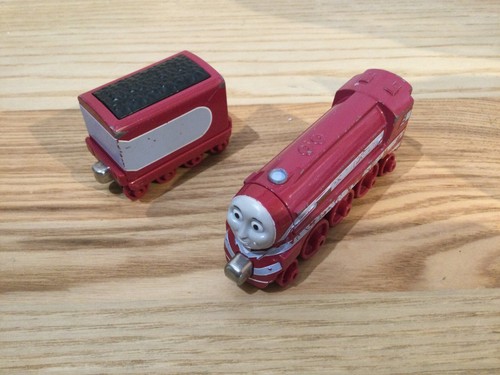 Thomas & Friends TAKE N PLAY Magnetic Trains QUALITY TRAINS BARGAIN PRICES - Picture 125 of 493