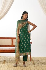 Bollywood Inspired Salwar Kameez for Weddings and Festivals Ethnic Indian Suit
