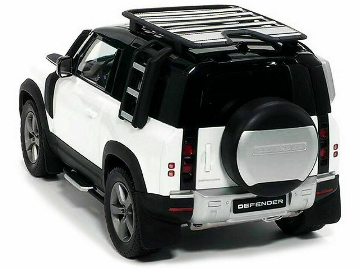 1/18 Almost Real Land Rover Defender 90 With Roof Rack Diecast