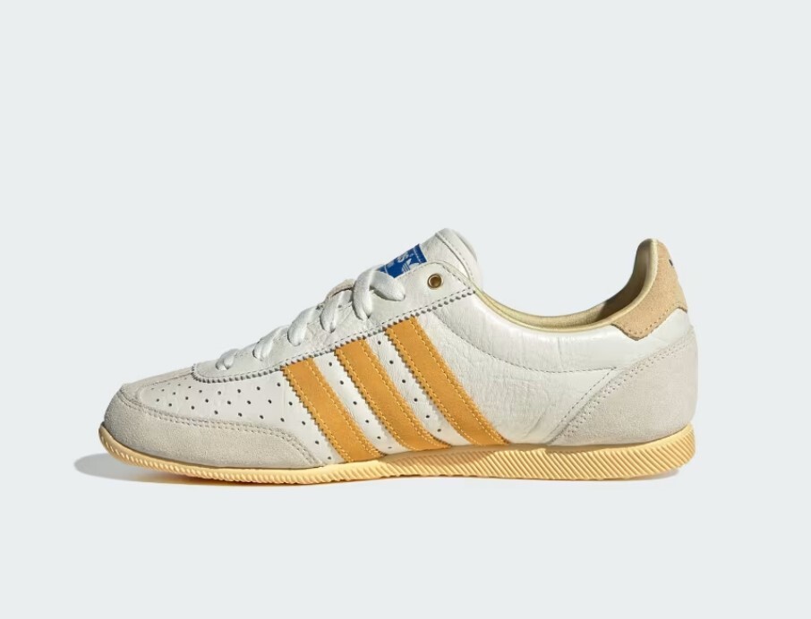 国内配送 adidas JAPAN W OFF WHITE/SPARK/ORANGE TINT Adidas Japan W Sneaker » Buy online now!