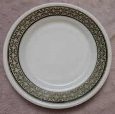 Vintage 1960's Pyrex Tableware Milkglass "Mocha" 7" Plate 