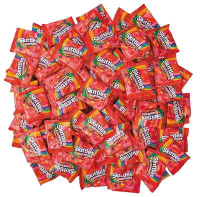 Skittles Gummies Original, Assorted Fruit Flavors, Fun Size Packets (2 Pounds)