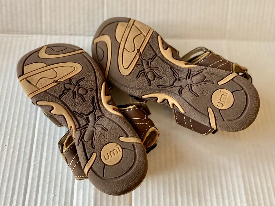 Sandalias Umi Jakarta Niños Talla 1 Cierre Gancho y Lazos Cuero Marrón Foto 4 de 4