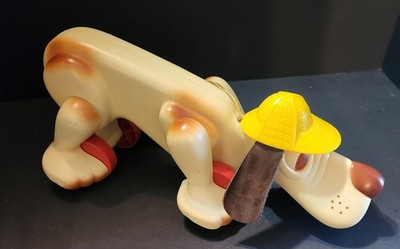 Vintage 1970s Hasbro Digger The Hound Dog Sleuth Detective Pull String Toy