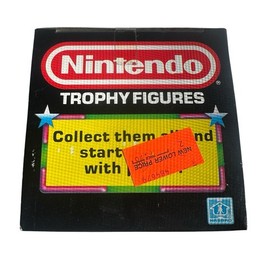 Nintendo NES Trophy Figures Legend Of Zelda. Link Fights The Head Of Gleeok