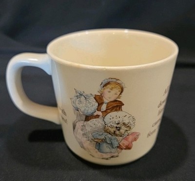Wedgwood Beatrix Potter Mrs Tiggy-Winkle Child's Cup Mug  Excellent Condition