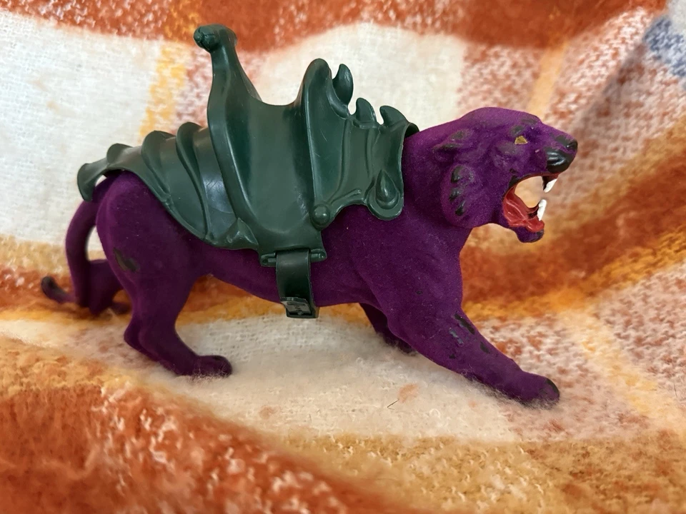MOTU Pantera Púrpura Con Sillín Verde - Vintage Original 1981 Masters Of Univers Foto 3 de 4
