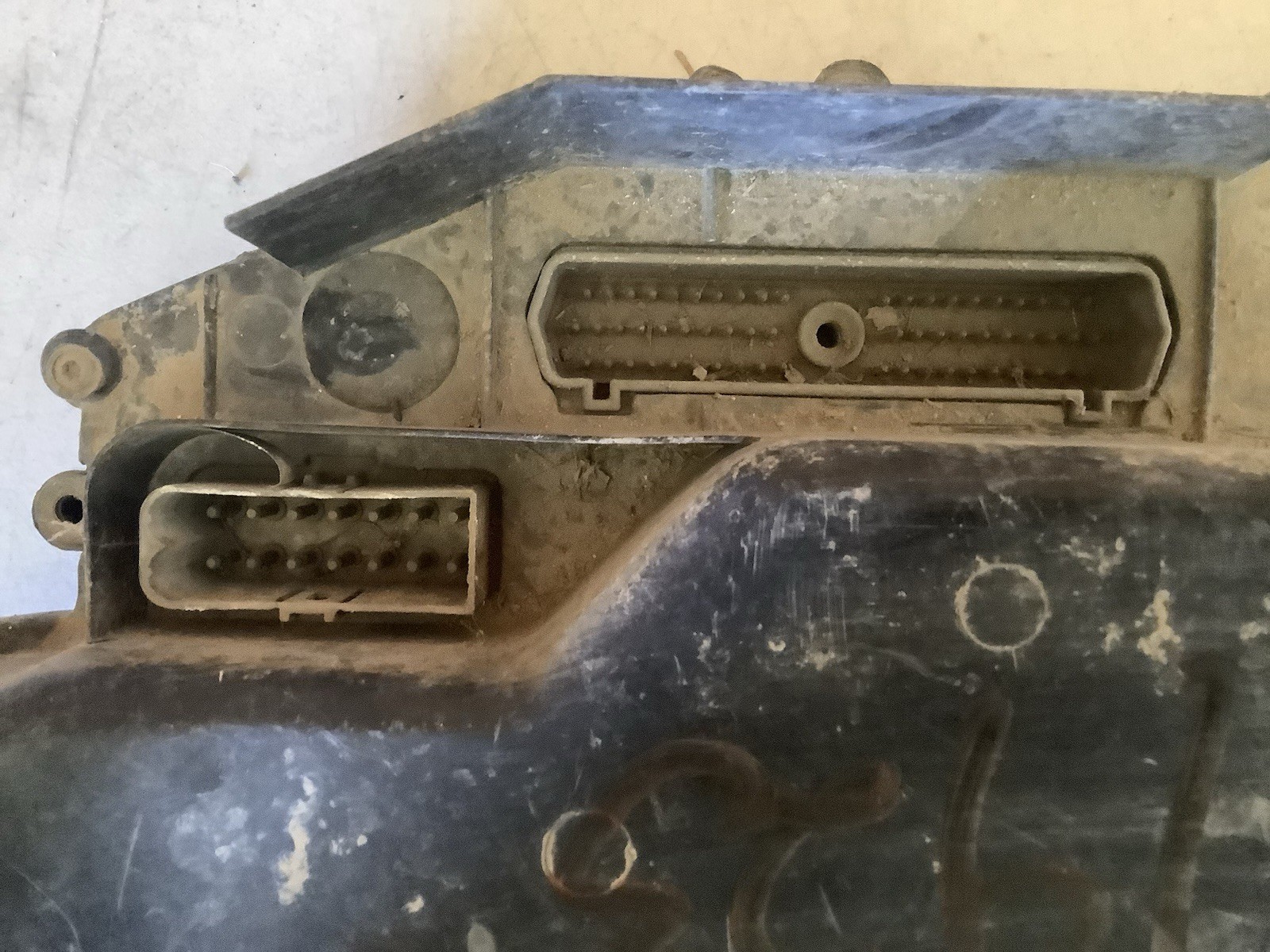 1989 Chrysler Maserati Engine Control Module 5235071
