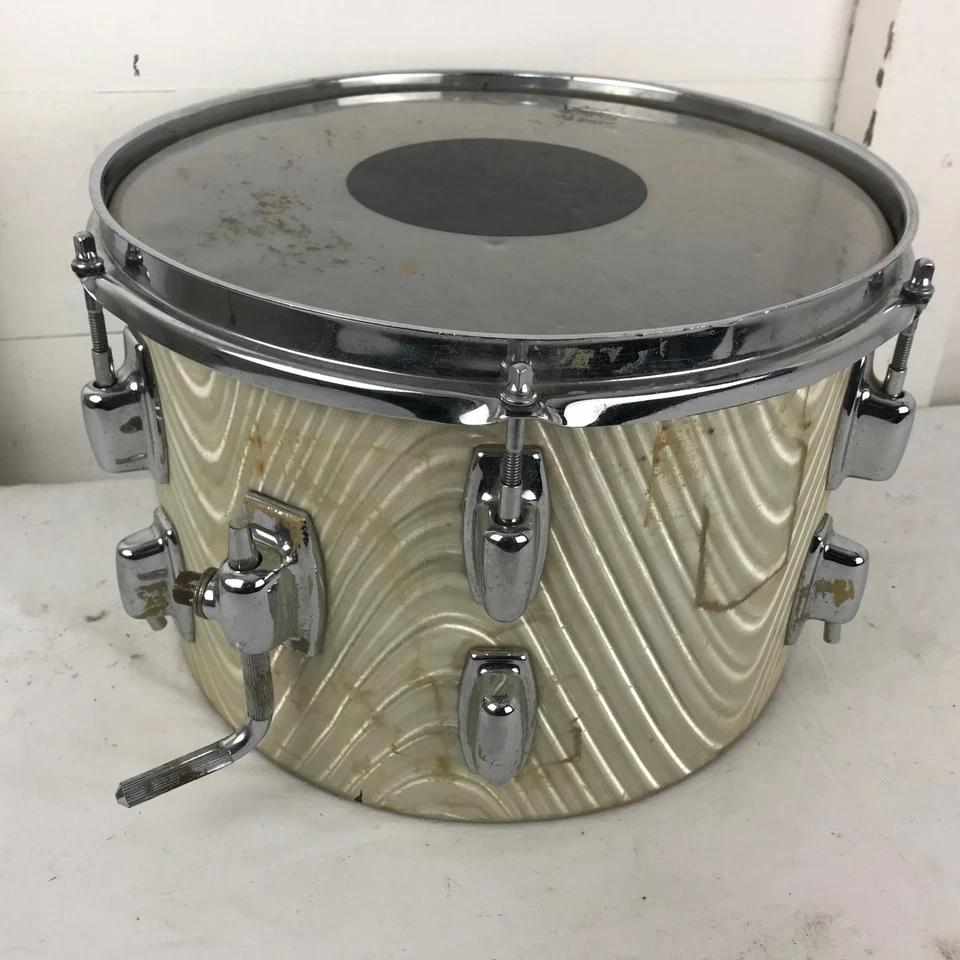 c. 1970s Vintage Ludwig Standard Rack Tom Drum w/ Mount Arm - 12" x 8" - Image 4 of 4