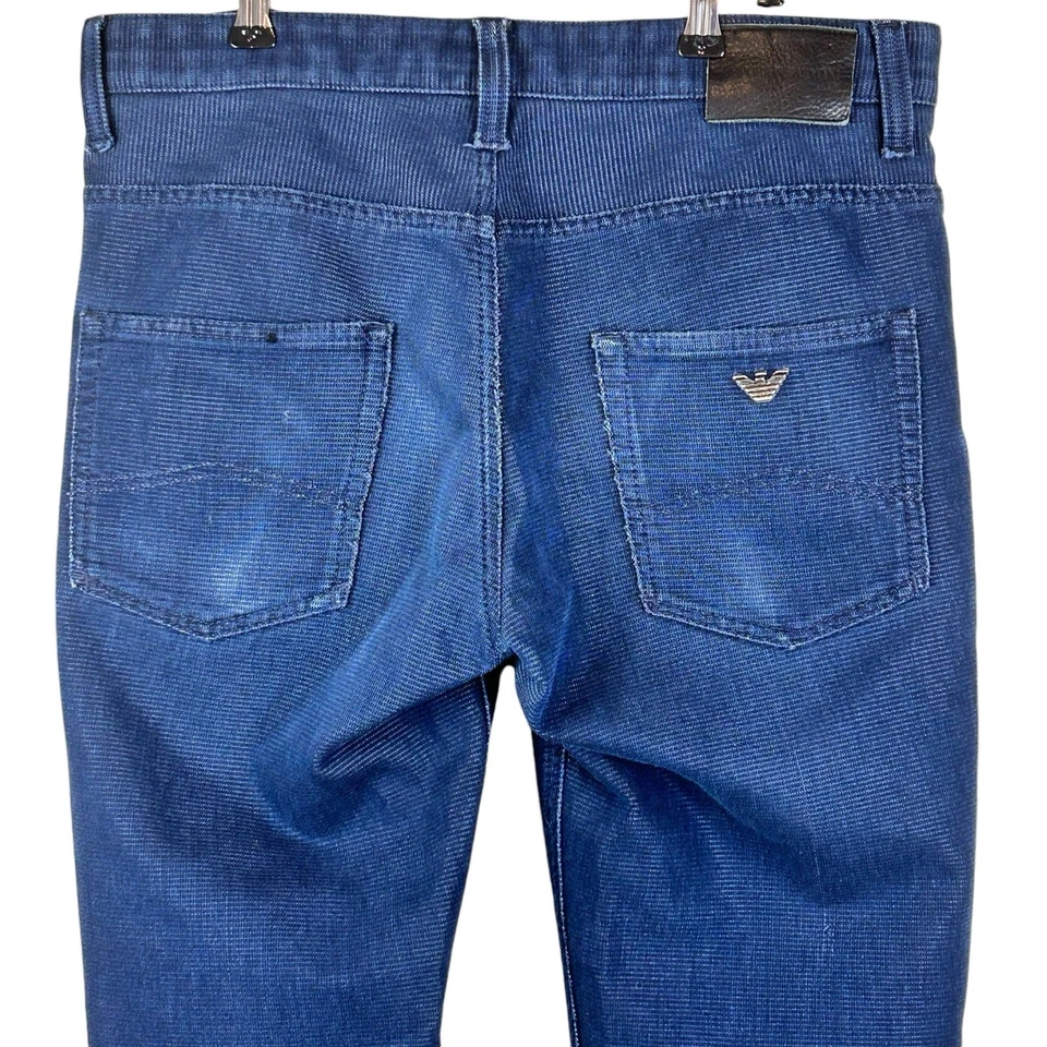 Pantalones informales Emporio Armani para hombre talla 32 azul oscuro acanalados tiro medio rectos  Foto 4 de 4