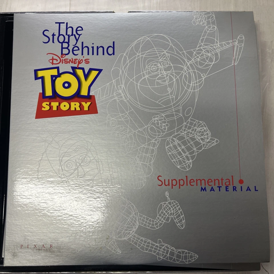 Disney's Toy Story Boxed Set Deluxe CAV Edition 4 Laser Discs + 3D Art - Image 4 of 4