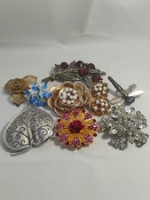 Vintage Floral Design N One Dragonfly Brooches Lot of 8 Pieces Estate Jewelry