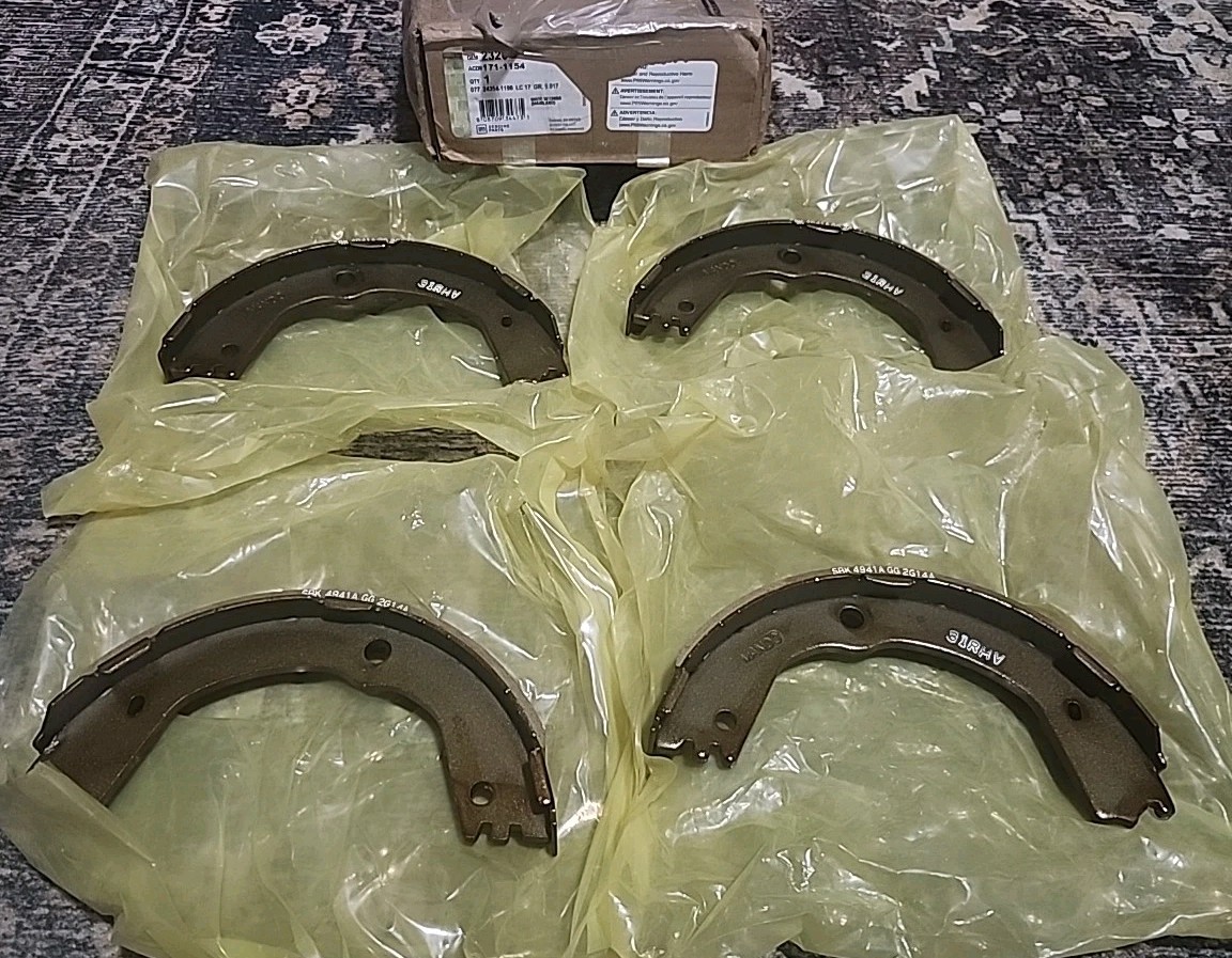 ACDelco Parking Brake Shoe Set 171-1154 23261448 For 15-21 Chevrolet Colorado