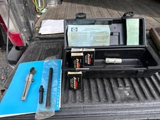 Sunnen SNJ-10 Portable Hone w/Many Accessories, Case, Instructions