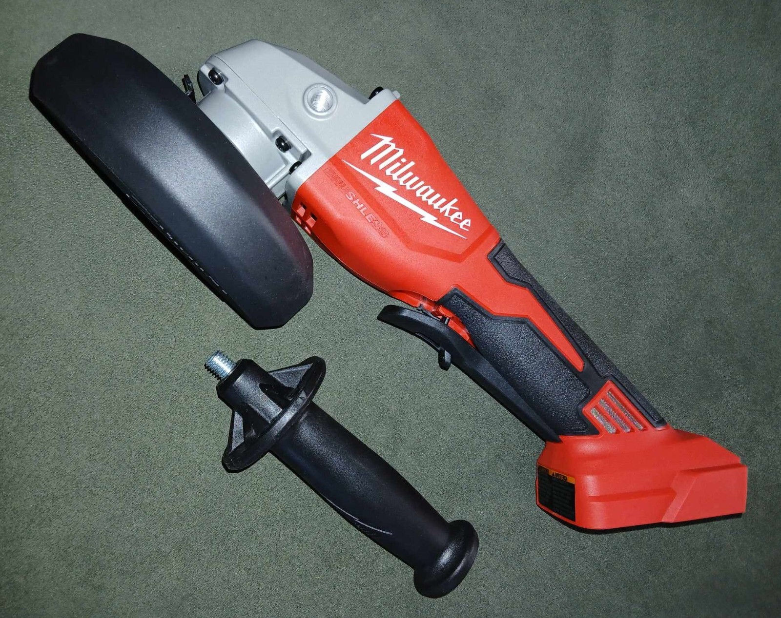Milwaukee 2686-20 M18 Brushless Cut-Off Tool / Grinder _ * FREE SHIPPING