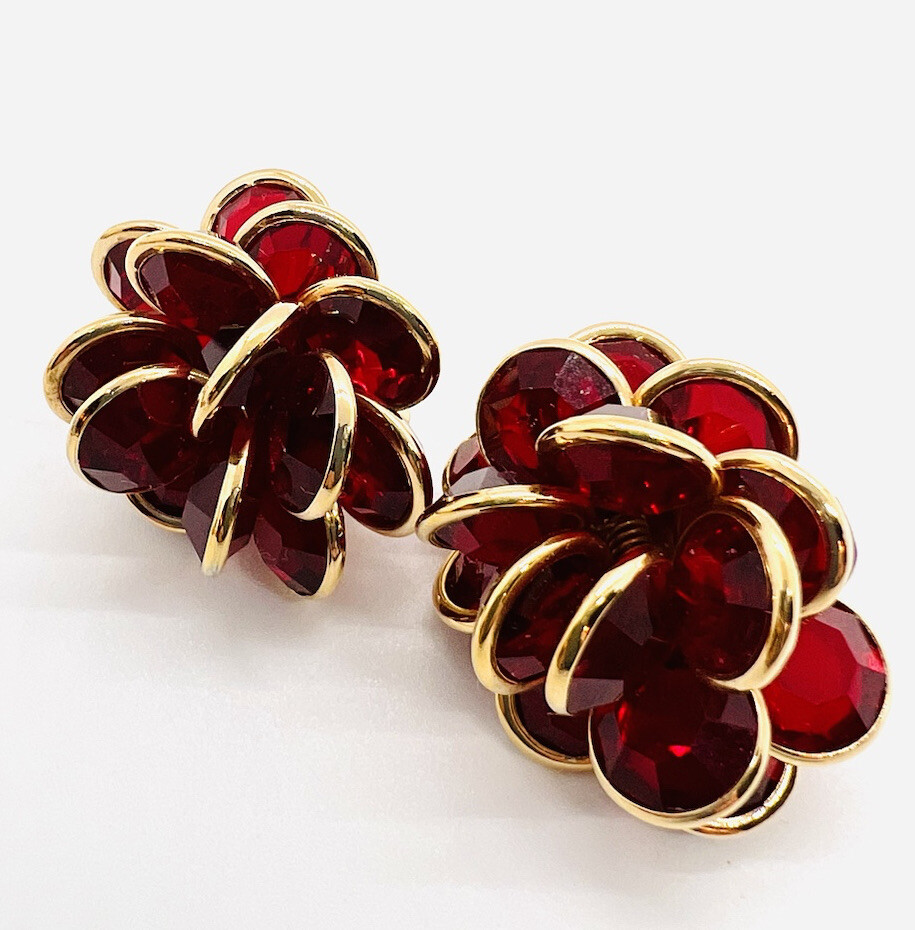 Large SWAROVSKI 3 Dimensional Bezel Set Crystal E… - image 7