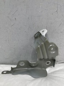 BMW 1 2ER F40 F44 2022 VORNE RECHTS KOTFLÜGELHALTERUNG 7450388