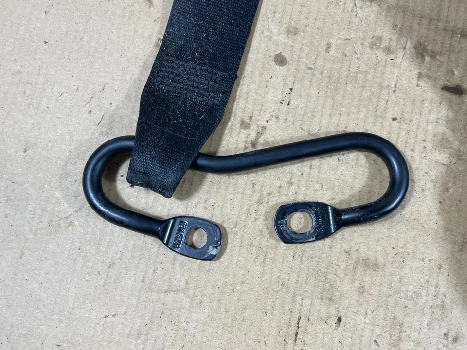 Mini Cooper Paceman 2013-2016 cinturón de seguridad del lado del pasajero delantero derecho OEM. Foto 2 de 4