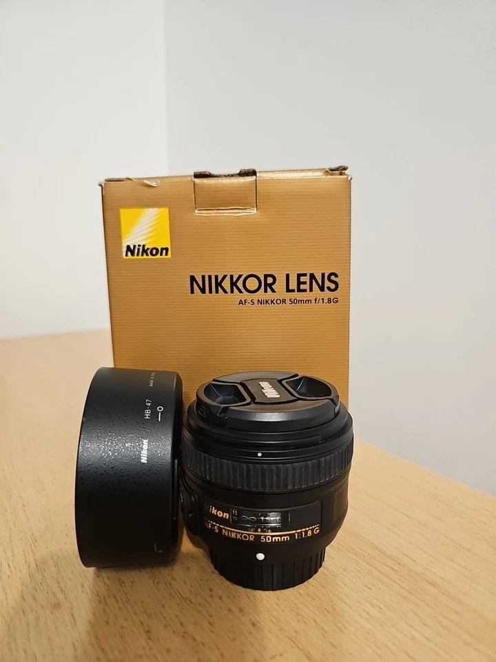 Nikon Nikkor AF-S 50mm F/1.8 G Prime Lens - Boxed + Caps & Hood - Excellent. - Image 2 of 2