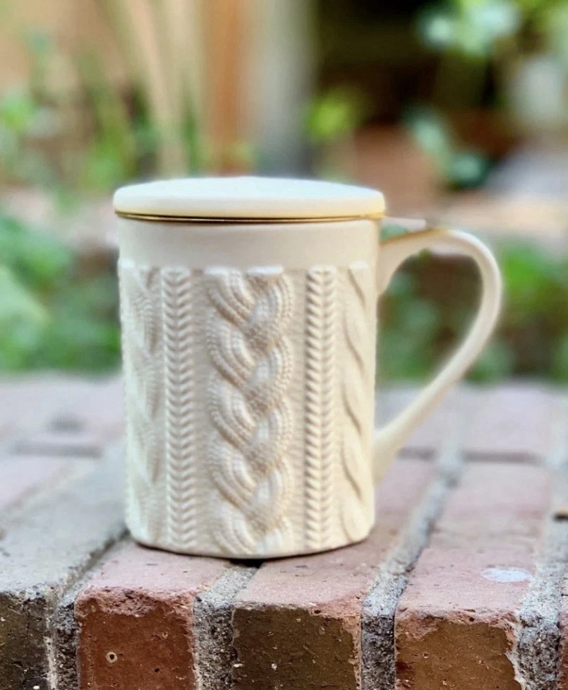 Pinky Up Cables Sweater Tea Cup W/ Infuser And Lid 12 Oz Cream- Never used!