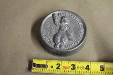 ANTIQUE NATIONAL LEAD COMPANY Dutch boy lead paperweight lead advertising