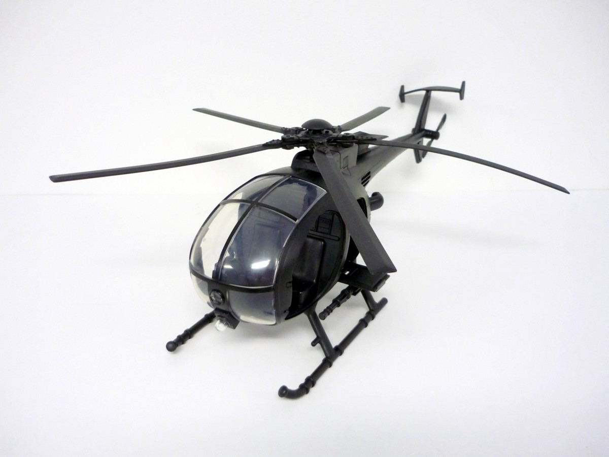 World Peacekeepers Combat Helicopter 1/18 Scale Black Action