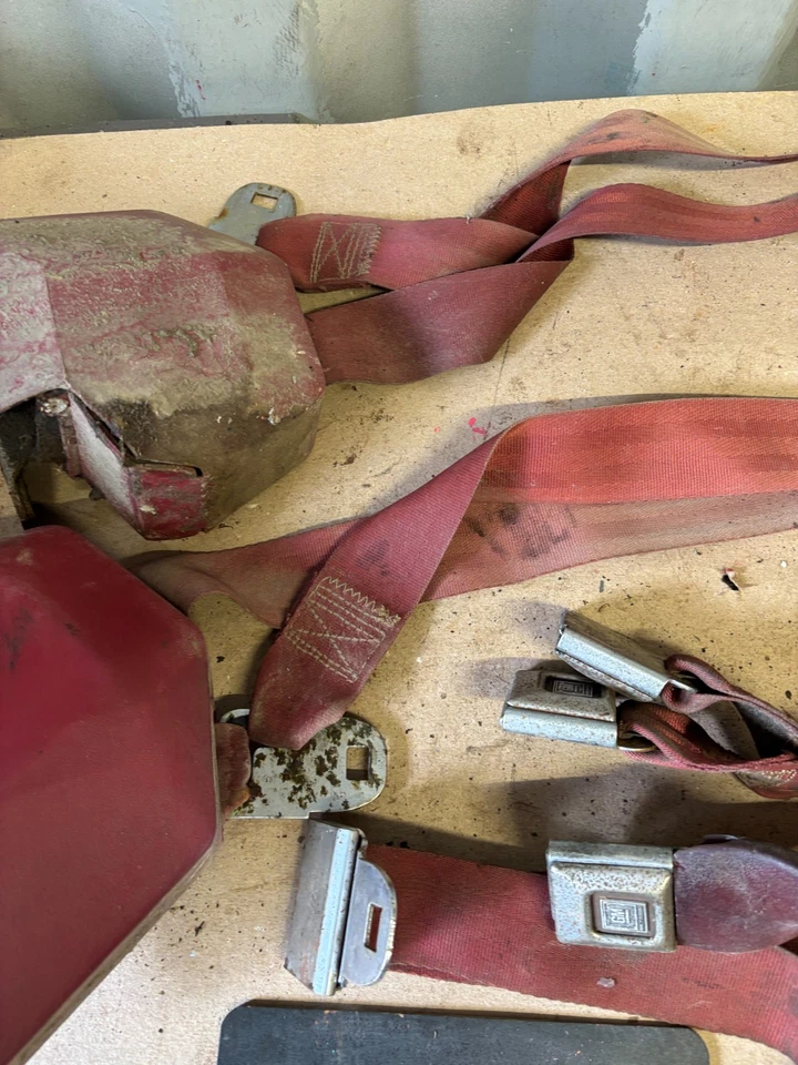 1981 82 83 84 1987 C10 K10 K5 Chevrolet GMC cinturones de seguridad muy ásperos conjunto de cinturones de seguridad O Foto 3 de 4