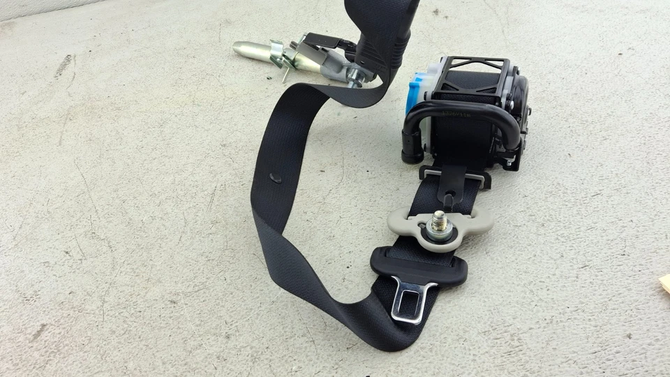 Mazda 6 2018-2021 cinturón de seguridad delantero derecho retractor OEM Foto 3 de 4