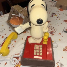 Vtg Vintage Peanuts The Snoopy and Woodstock Phone 1976 Pushbutton Telephone 14"
