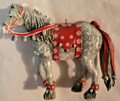 TRAIL OF PAINTED PONIES DASHING THRU THE SNOW ORNAMENT NO BOX