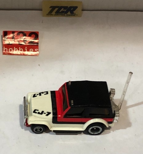 Tcr Slot Car Ijeep CJ-7 Blanc - Photo 5/6