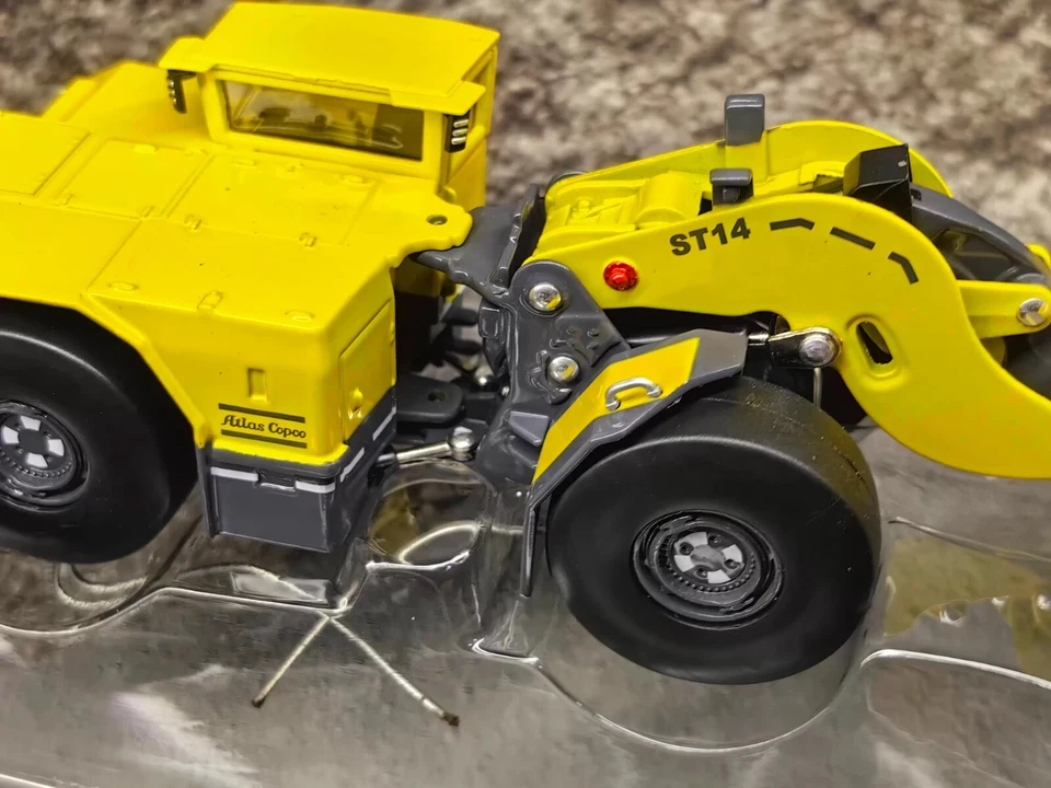 Atlas Copco Scooptram ST14 Underground Loader 1/50 Scale DieCast Model New Box - Image 4 of 4