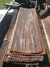 ONE VTG 8 ft Corrugated Roof Panel Tin Old Rusty Metal PICK UP ONLY 1884-24B