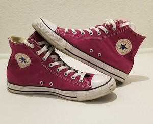 maroon chuck taylors women's