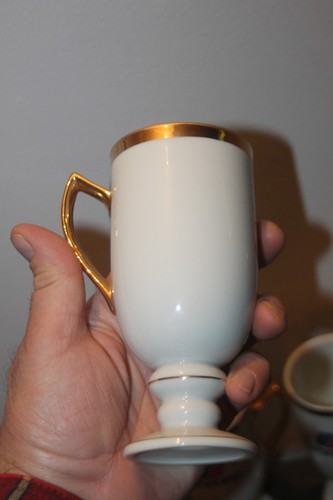 United Airlines Footed Ceramic Coffee Tea Mugs Rare Set of 4 Vintage JAPAN - Picture 7 of 9