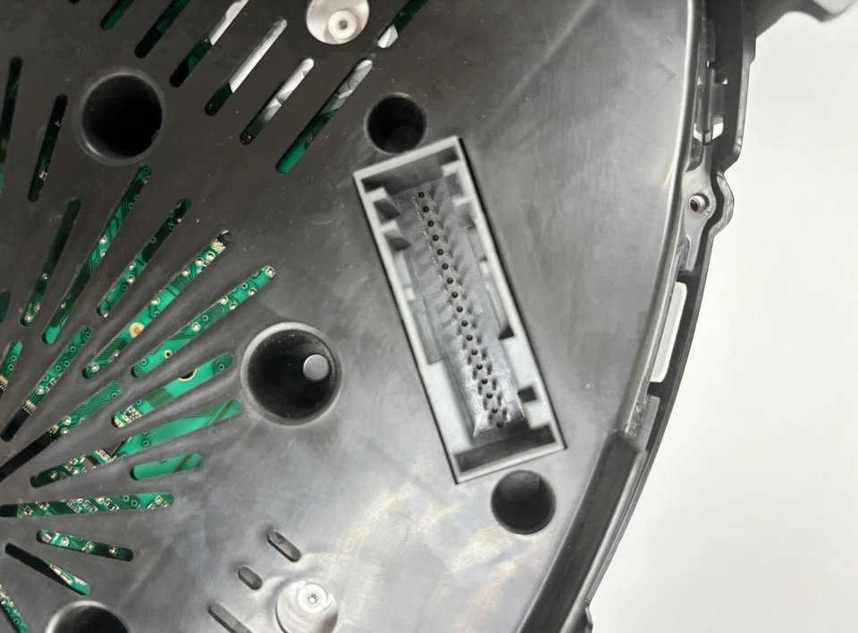 Cuadro de instrumentos velocímetro GM 23265864 genuino OEM, Chevrolet Equinox 2017 Foto 4 de 4