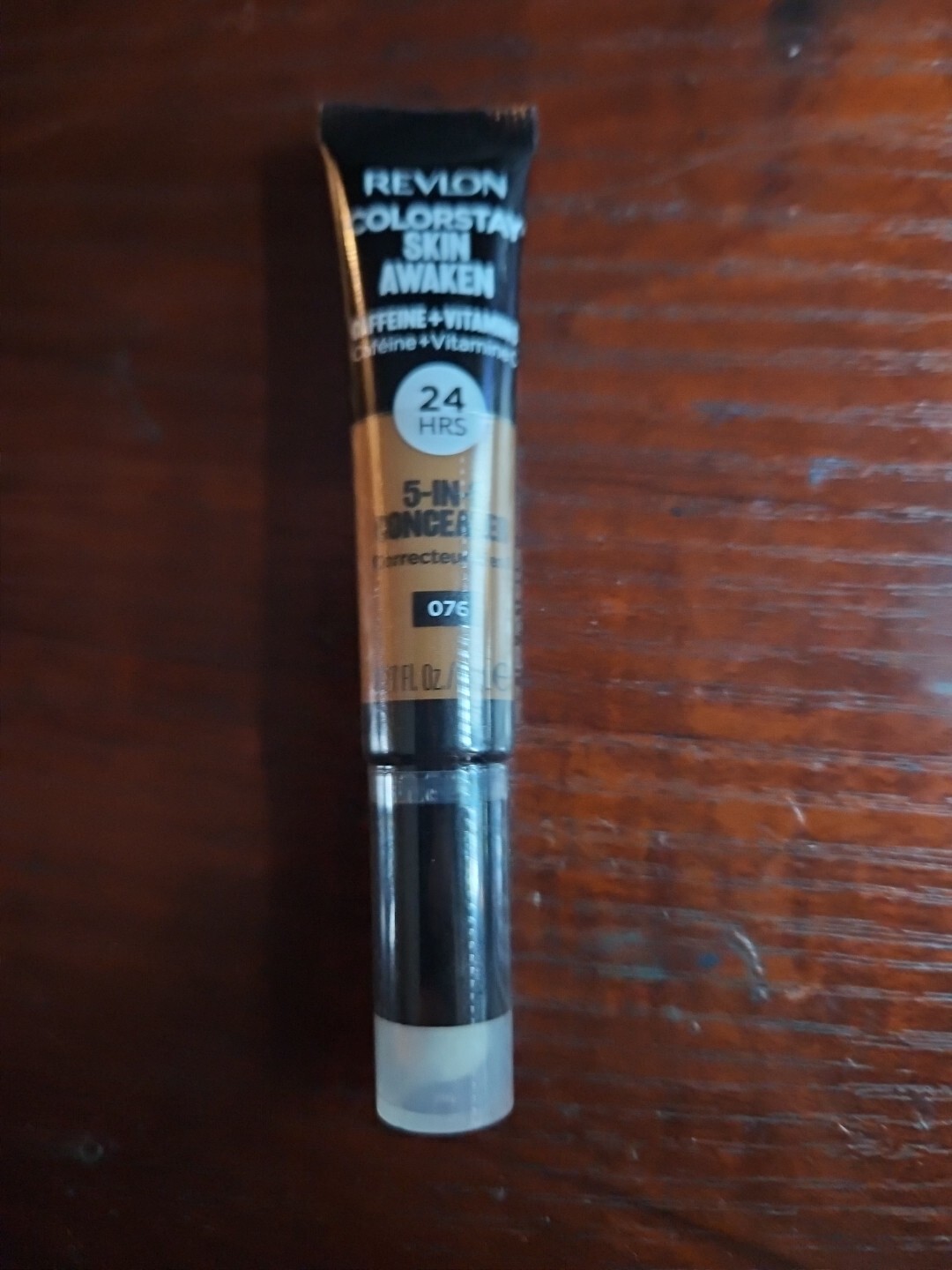 Revlon ColorStay Skin Awaken 5-in-1 Concealer in Caramel 0.27 oz-image