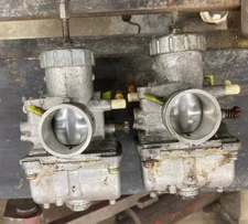 Skidoo pair of carburetors off a vintage 462 rotax motor