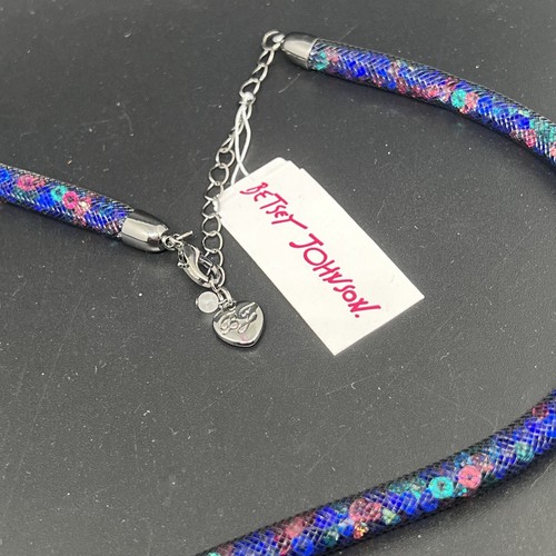 New Betsey Johnson Mesh Ribbon Bow Tie Necklace Jewelry Crystal Gem Stone Filled - Picture 3 of 8