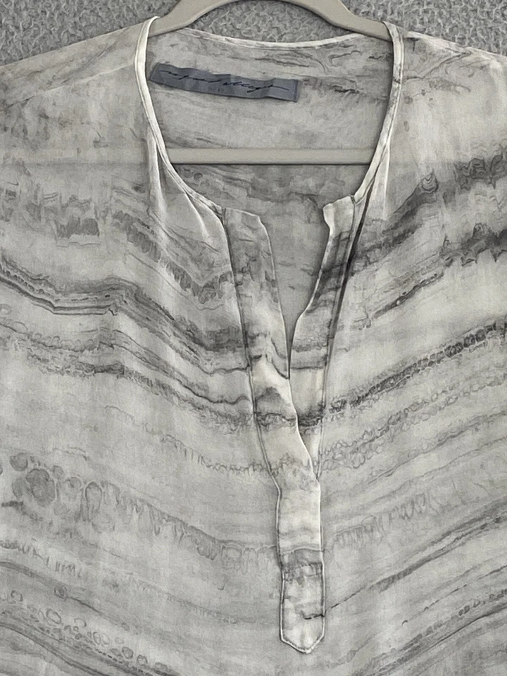 Blusa Poeta Raquel Allegra Talla 1 [US 6 M] Gris Seda Túnica Urbana Arte-Uso Fluido Foto 3 de 4