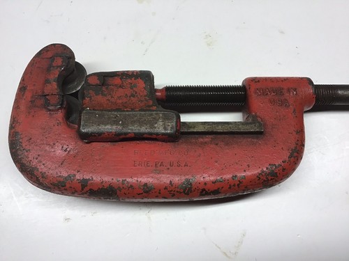 Reed Manufacturing Pipe Cutter, 1/2" - 2" Used 3 Wheel Cutter - Picture 4 of 4